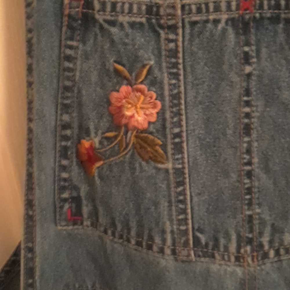 Embroidered overalls - Picture 2 of 4